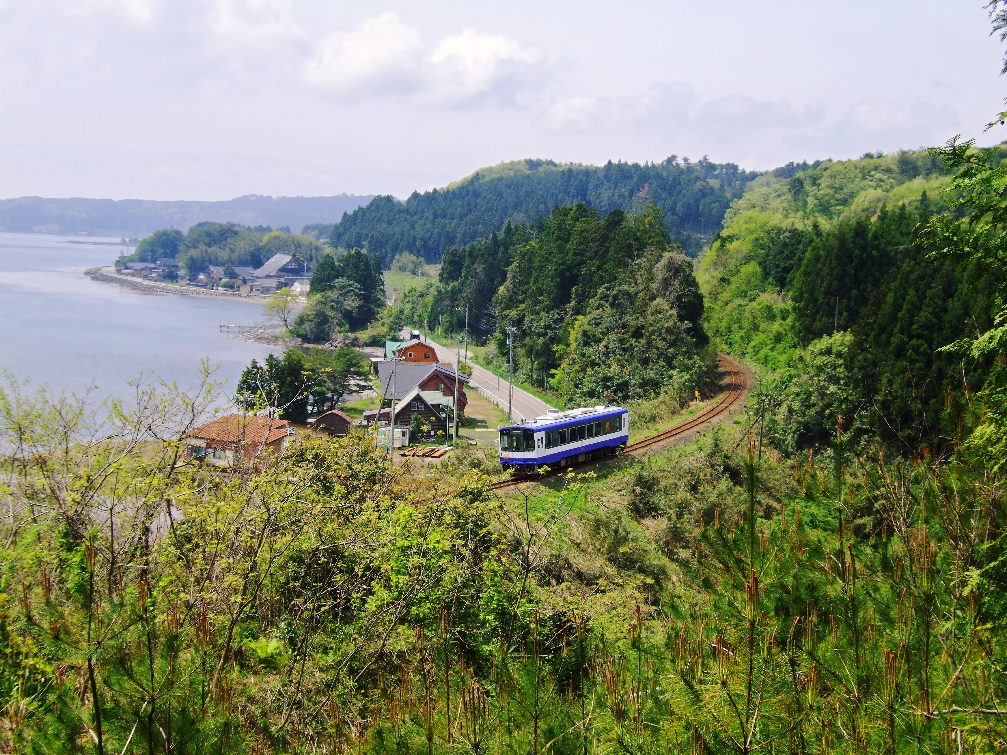 のと鉄道西岸・能登中島間